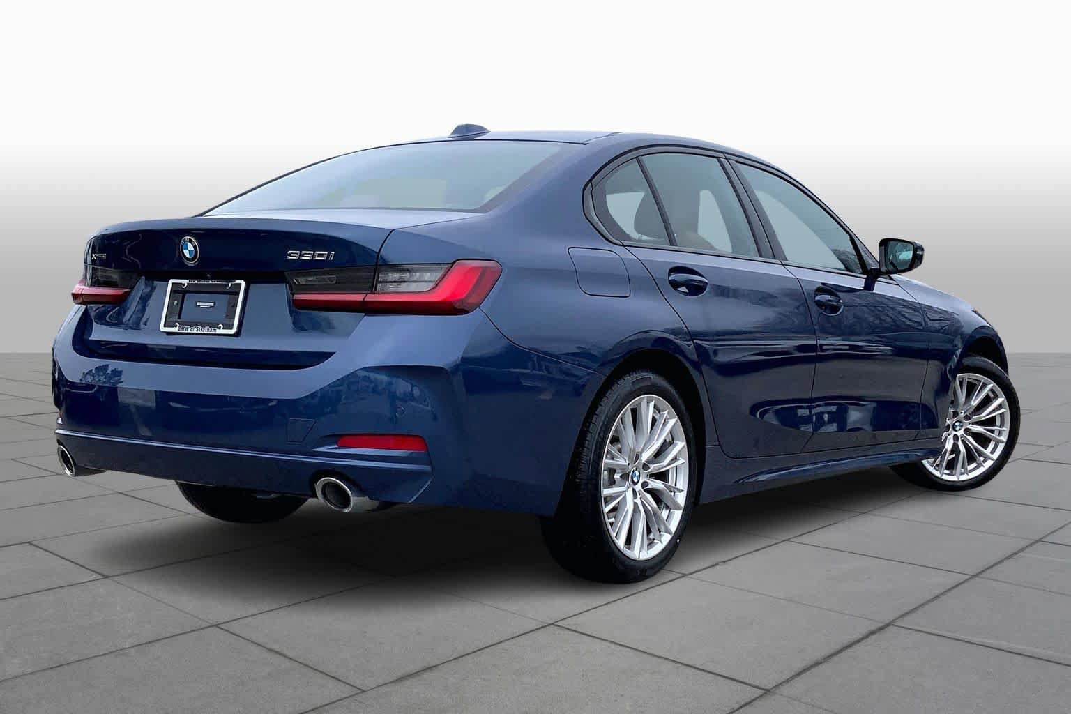 Certified 2023 BMW 330i xDrive Sedan w/ Driving Assistance Package image 12