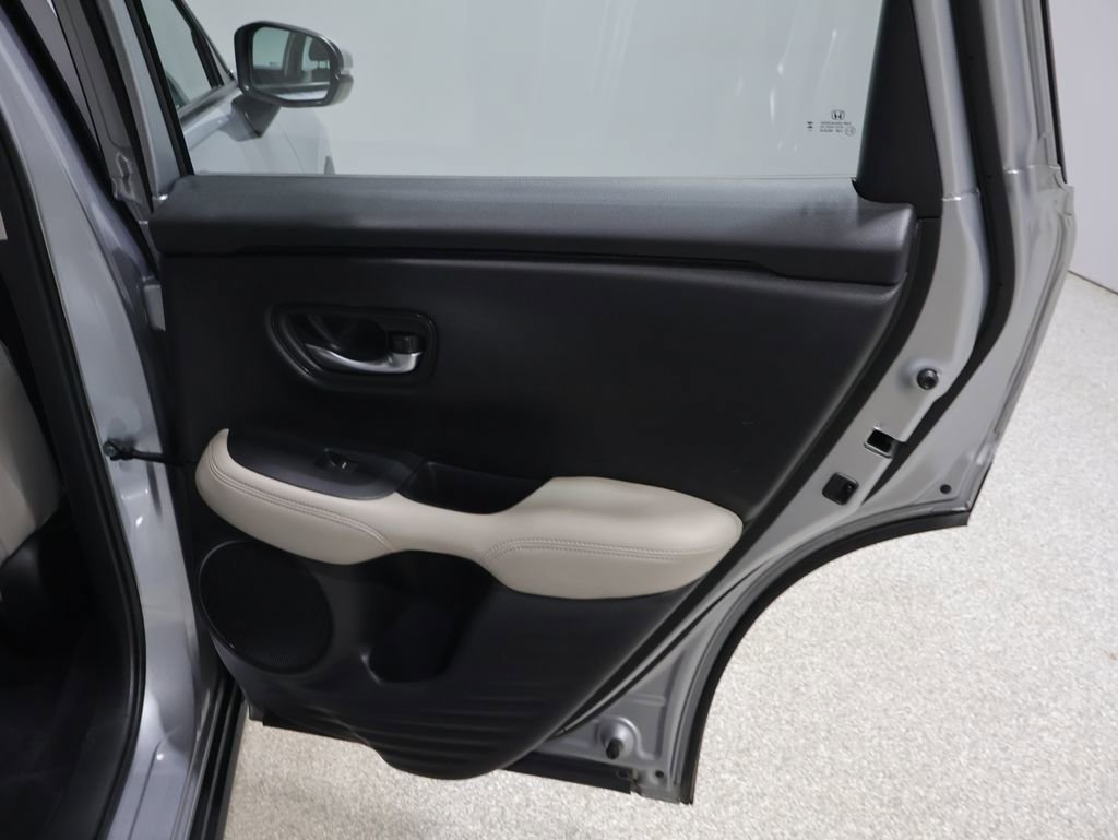 Used 2024 Honda HR-V LX image 21