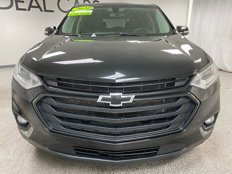 Used 2020 Chevrolet Traverse LT FWD image 2