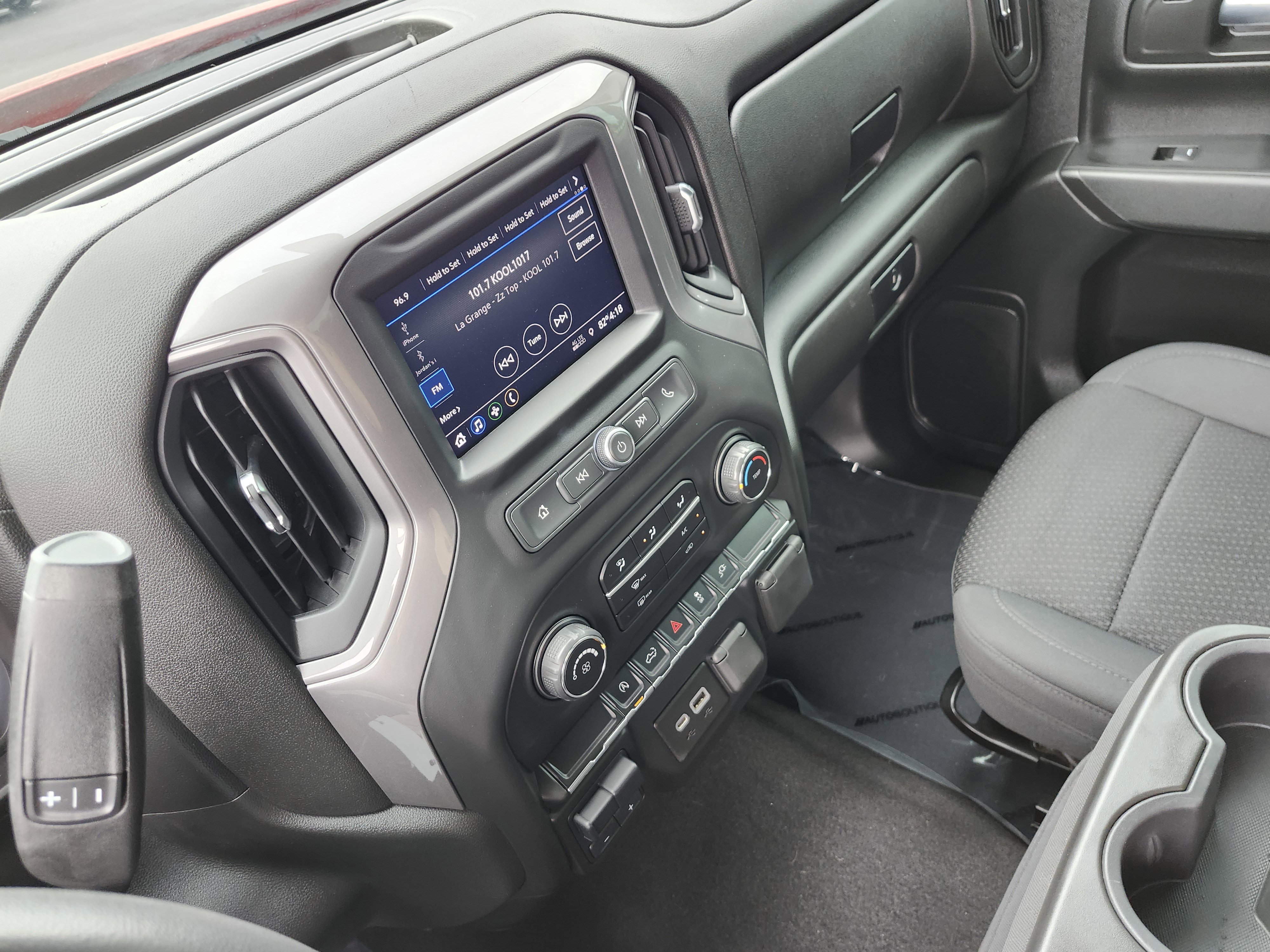 Used 2021 Chevrolet Silverado 1500 Custom w/ LPO, Dark Essentials Package AWD/4WD image 29