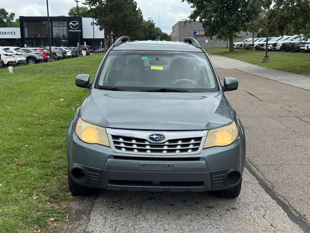 Used 2011 Subaru Forester 2.5X Premium w/ All-Weather Pkg AWD/4WD image 8