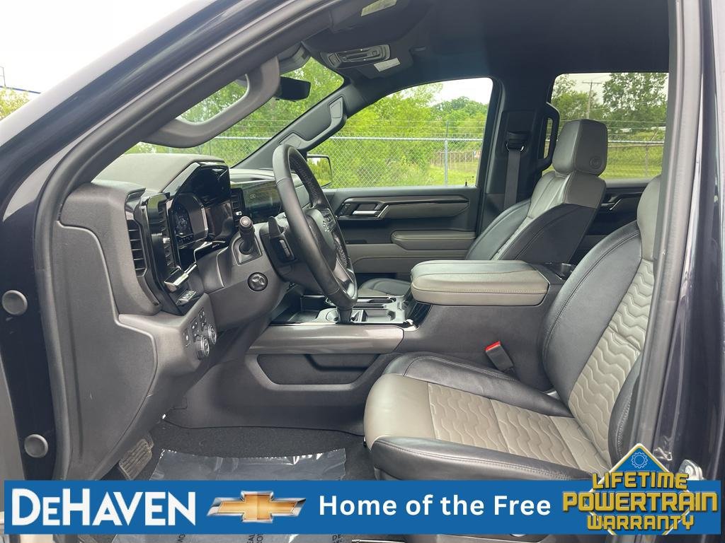 Used 2024 Chevrolet Silverado 1500 ZR2 w/ Technology Package AWD/4WD image 19