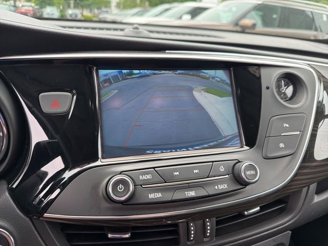 Used 2020 Buick Envision Essence FWD image 18