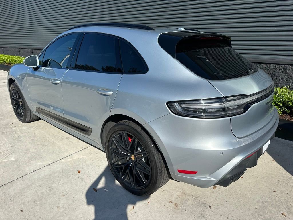 Certified 2023 Porsche Macan GTS image 3