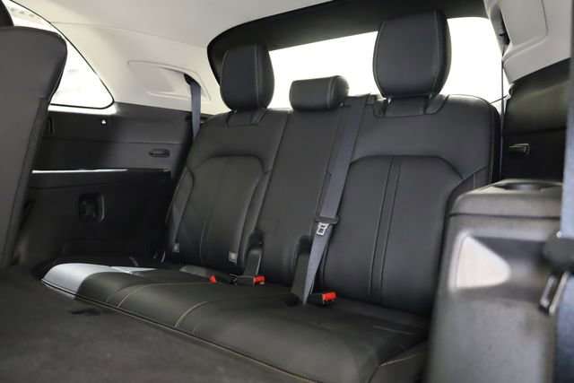 Used 2024 MAZDA CX-90 3.3 Turbo w/ Preferred Plus image 31