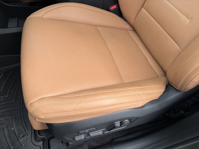 Used 2026 Hyundai Santa Fe Calligraphy AWD/4WD image 25