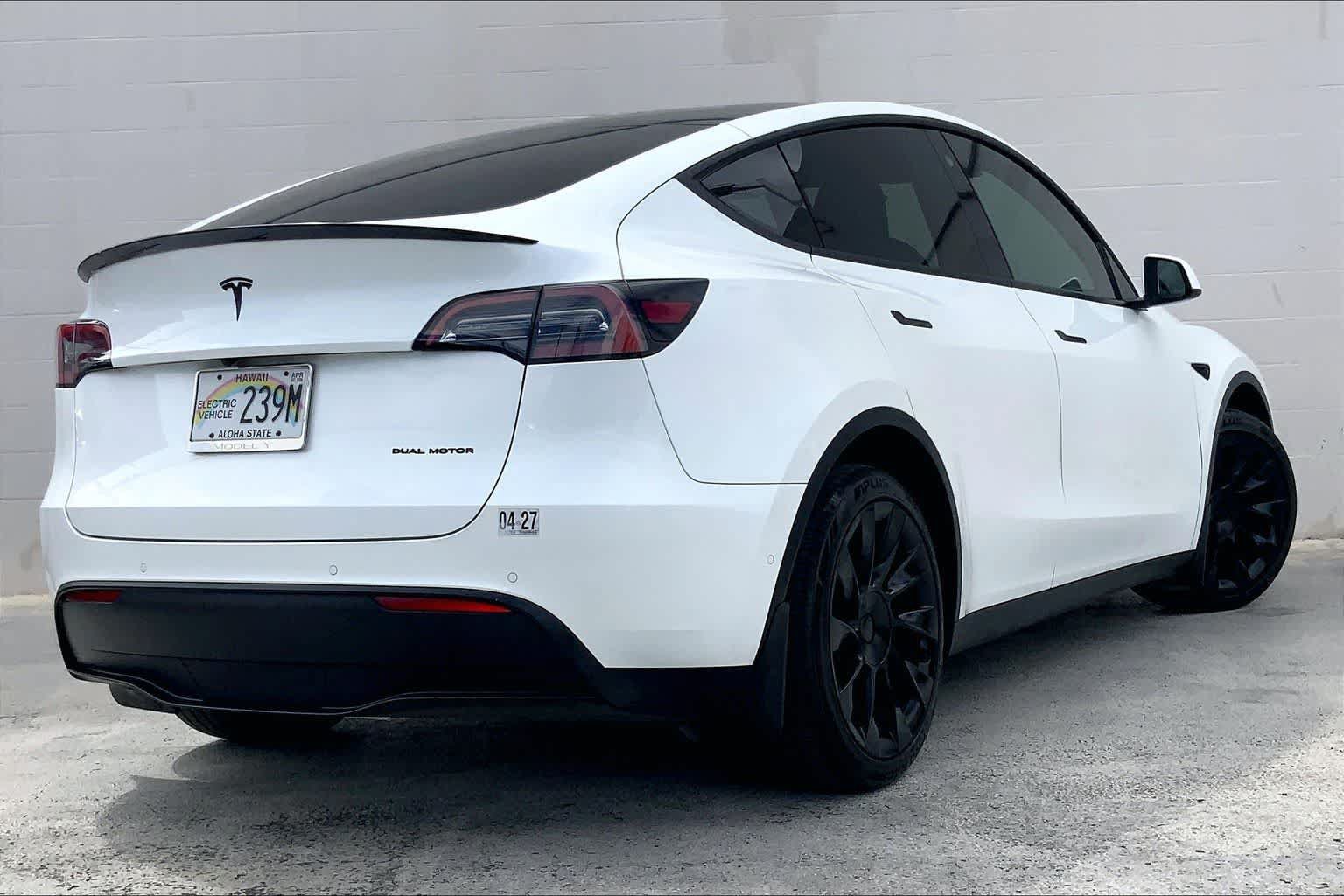 Used 2022 Tesla Model Y Long Range AWD/4WD image 22