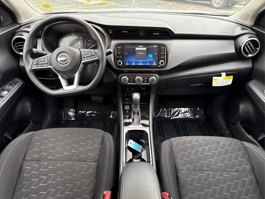 Used 2024 Nissan Kicks SV image 19