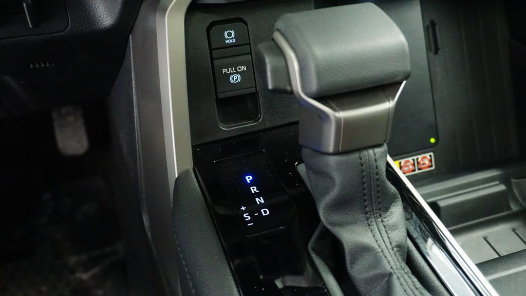 Used 2025 Toyota Tundra Limited image 27