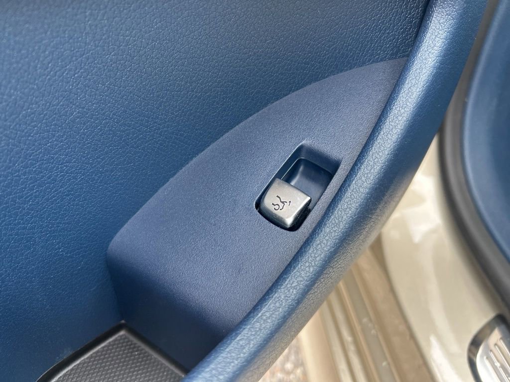 Used 2018 Mercedes-Benz E 400 4MATIC Cabriolet image 15