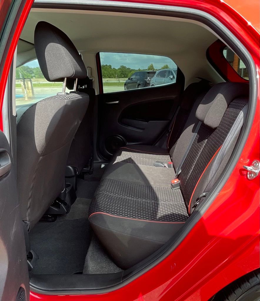 Used 2012 MAZDA MAZDA2 Touring FWD image 30