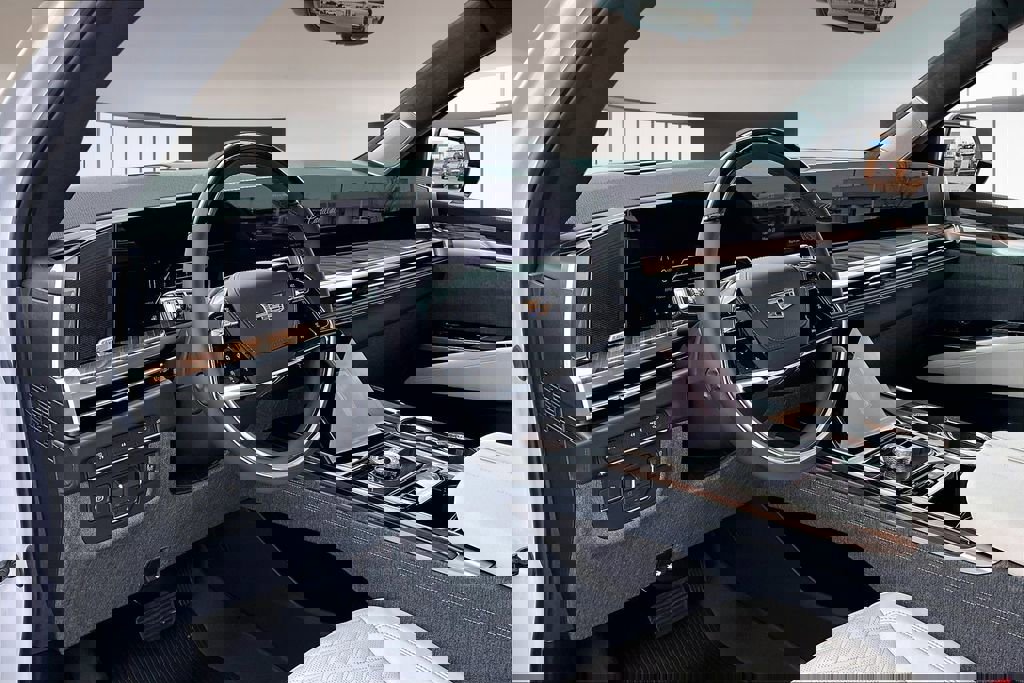 New 2026 Cadillac Escalade Platinum Sport w/ LPO, ONYX Package image 6