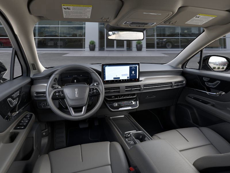 New 2026 Lincoln Corsair Premiere image 9