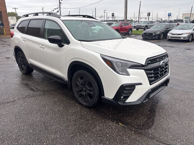 Used 2024 Subaru Ascent Onyx Edition AWD/4WD image 2