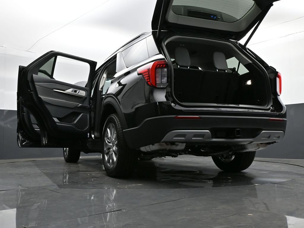 New 2025 Ford Explorer Active w/ Active Comfort Package image 36