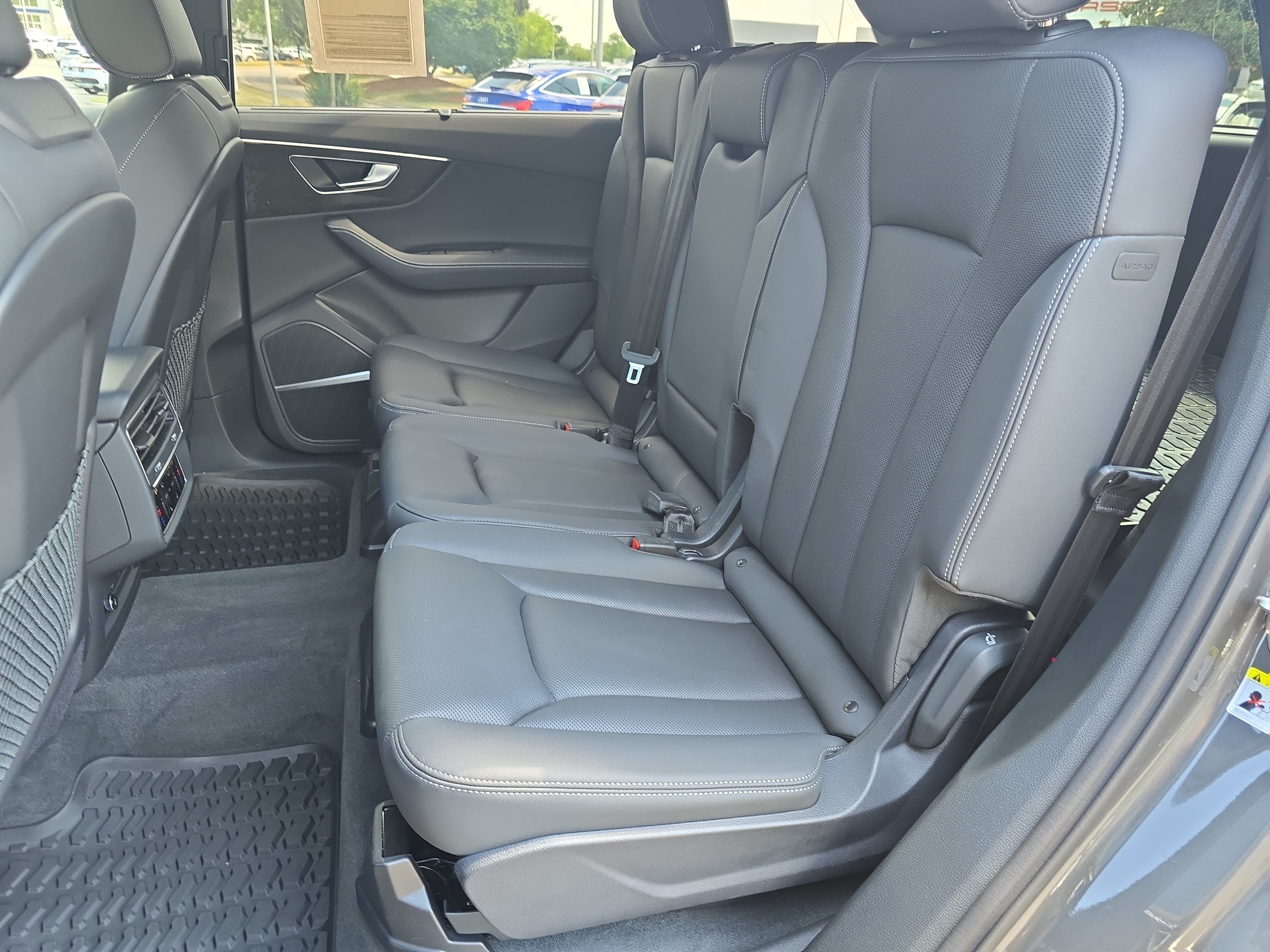 Used 2025 Audi Q7 2.0T Premium Plus AWD/4WD image 17