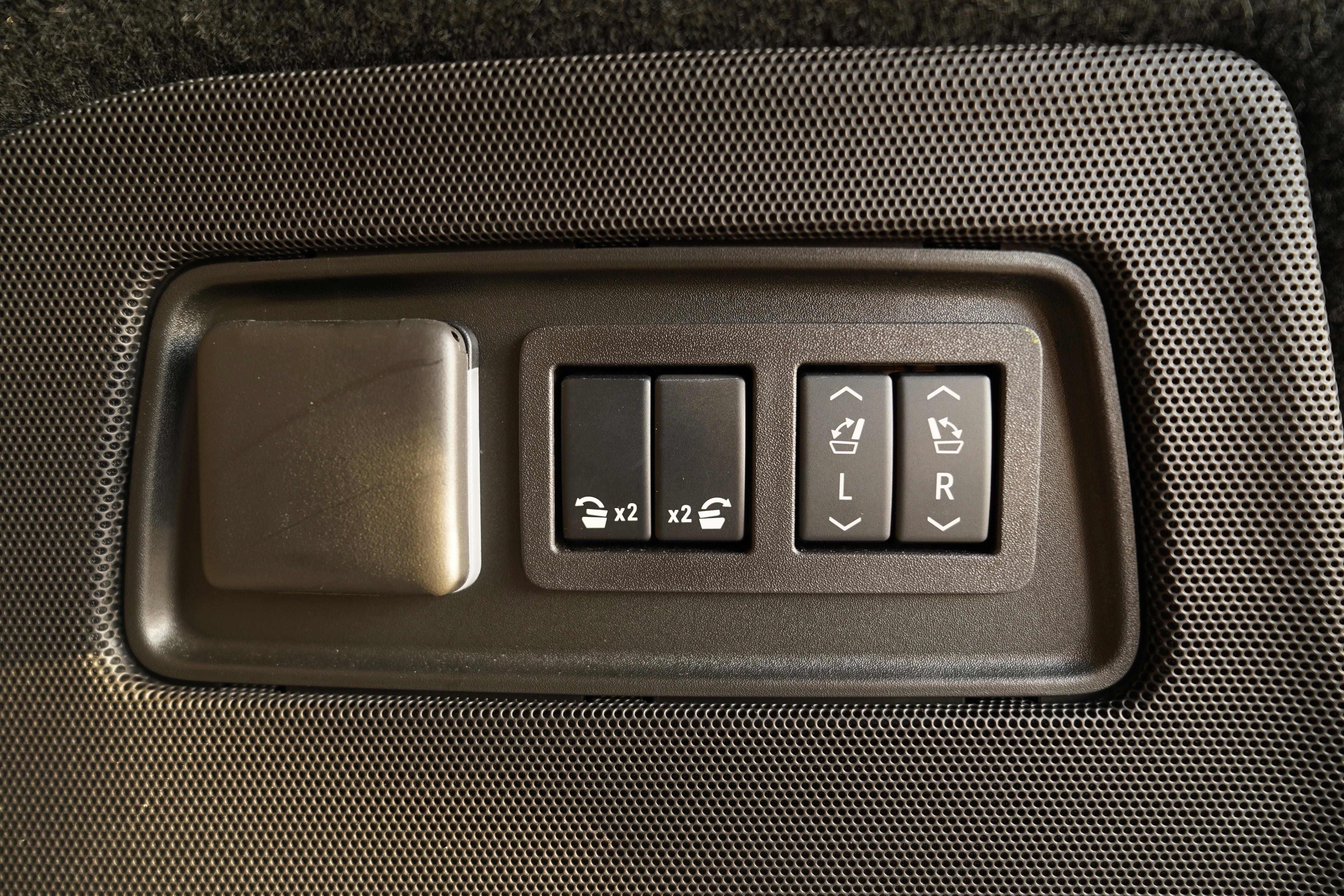 Used 2025 Cadillac Escalade V w/ LPO, Floor Liner Package image 52