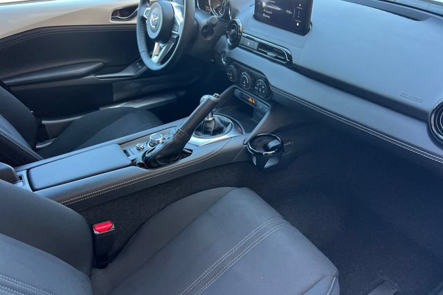 New 2026 MAZDA MX-5 Miata Club w/ Interior Package RWD image 16