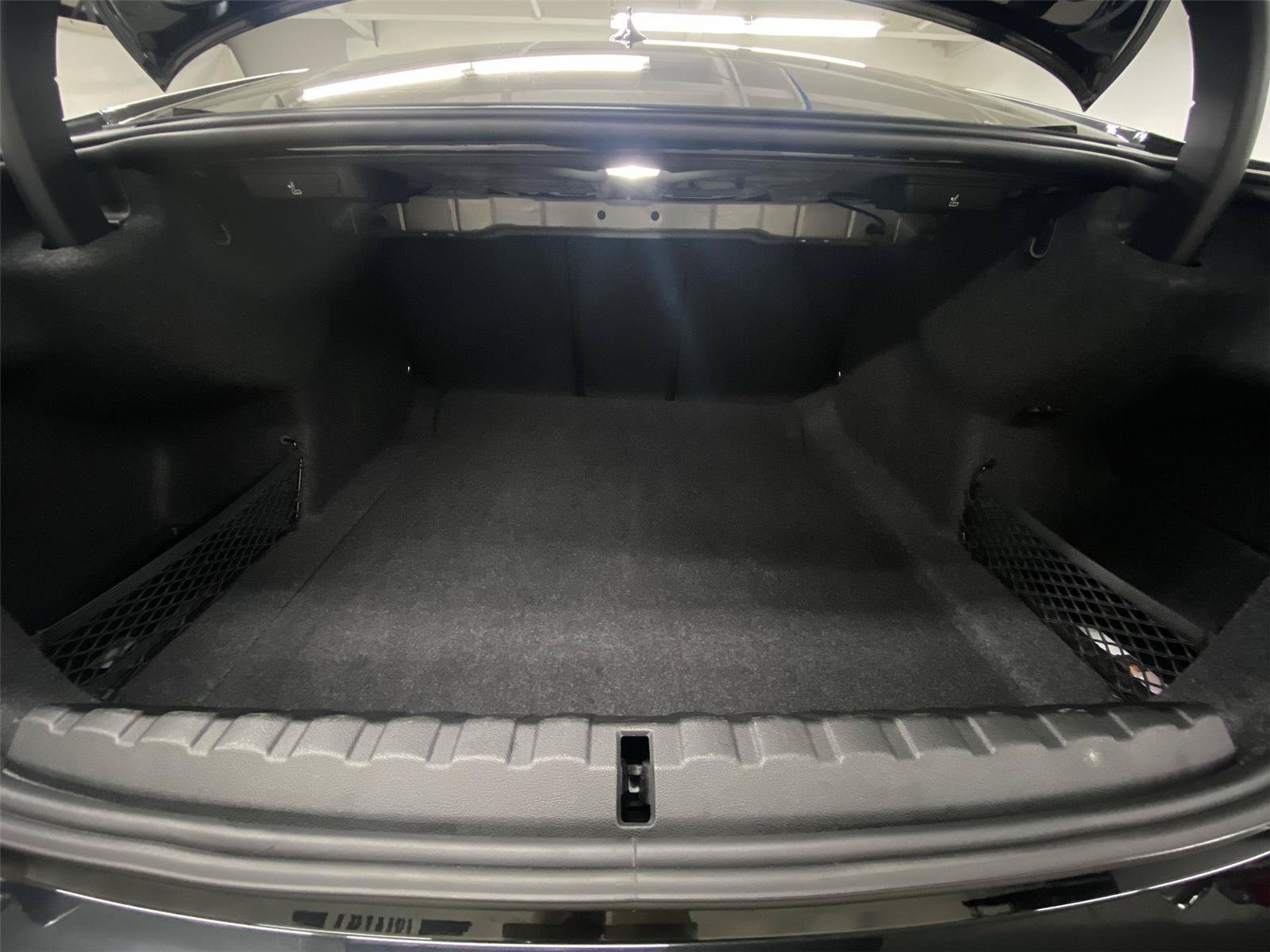 Used 2021 BMW 430i Coupe w/ Convenience Package RWD image 25