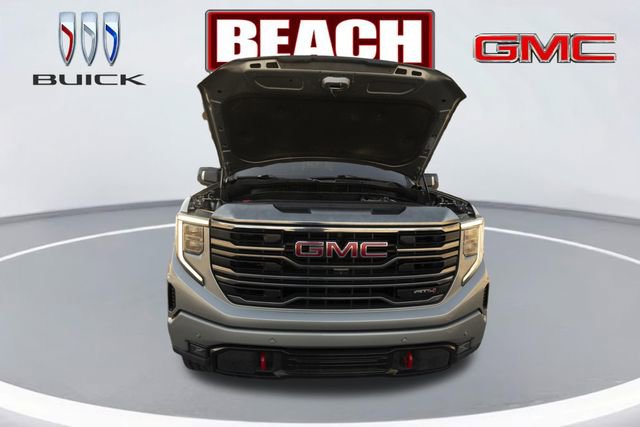 Used 2024 GMC Sierra 1500 AT4 w/ Technology Package image 9