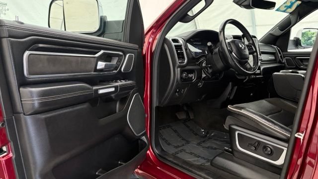 Used 2023 RAM 1500 Laramie AWD/4WD image 29