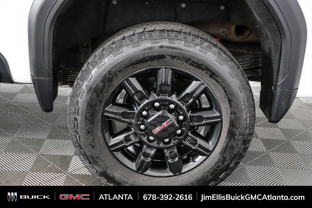 Used 2024 GMC Sierra 2500 AT4 w/ Technology Package AWD/4WD image 31