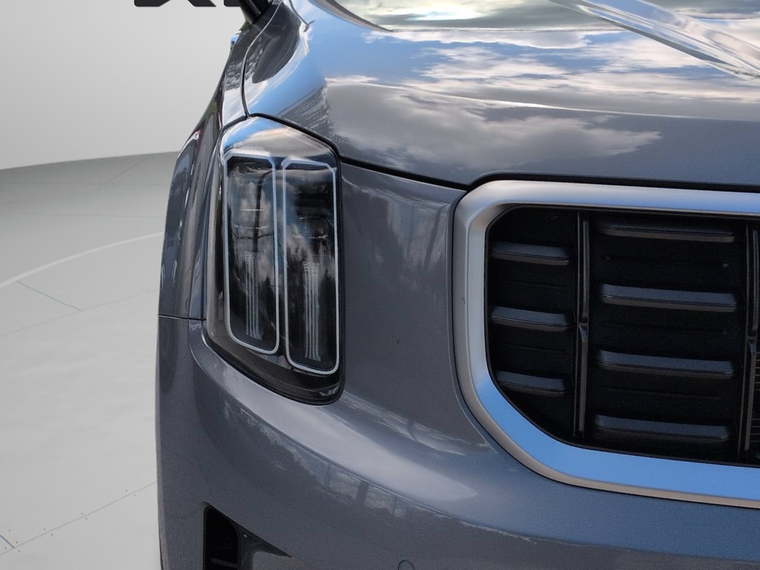 Certified 2025 Kia Telluride SX FWD image 12