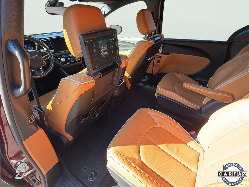 Used 2021 Chrysler Pacifica Pinnacle image 24