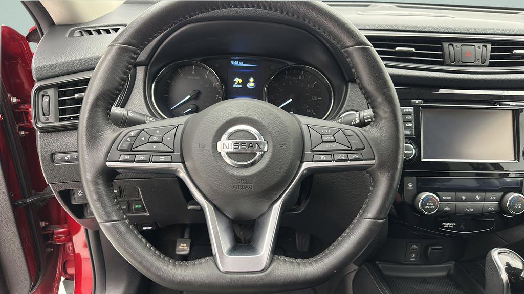 Used 2017 Nissan Rogue SL AWD/4WD image 15