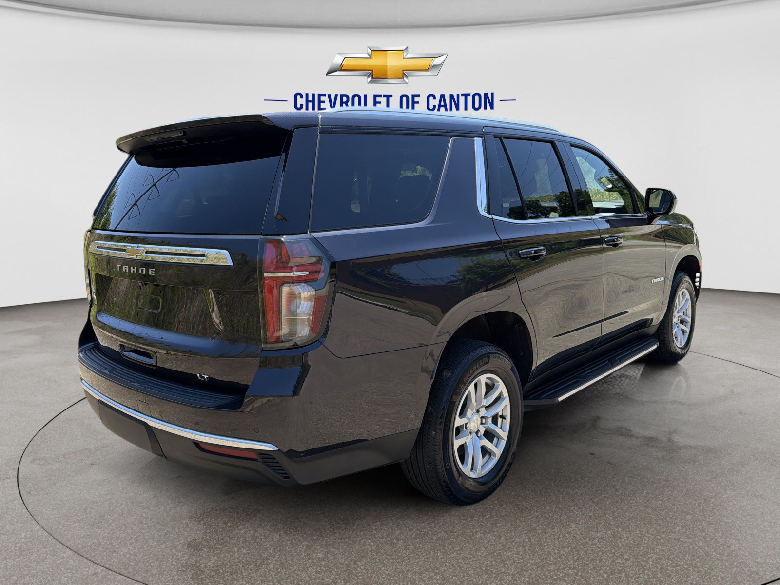 Used 2024 Chevrolet Tahoe LT AWD/4WD image 5