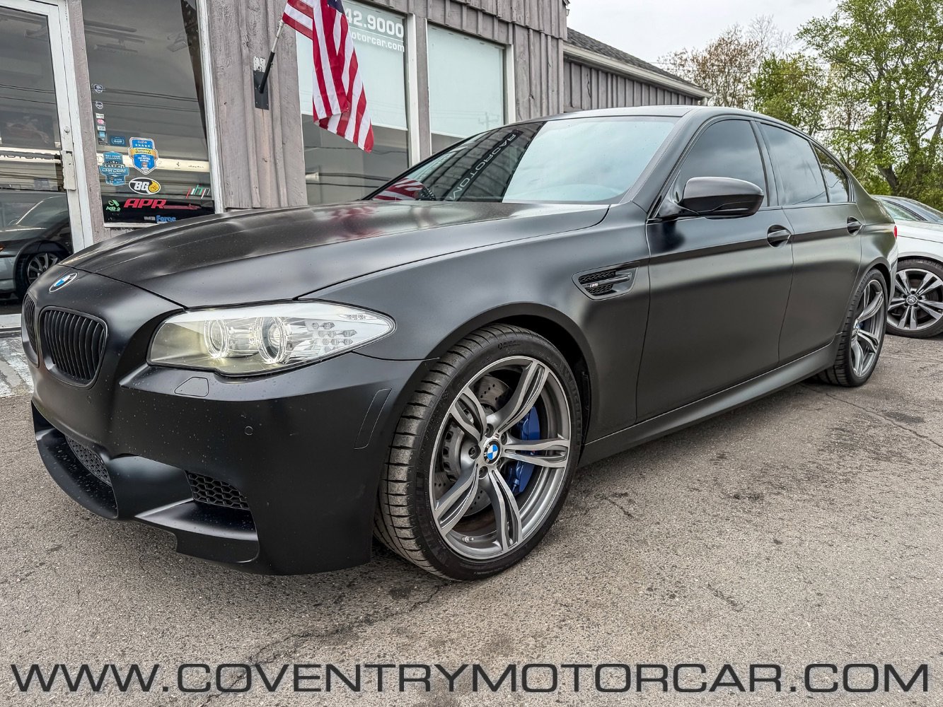 Used 2013 BMW M5 RWD image 2