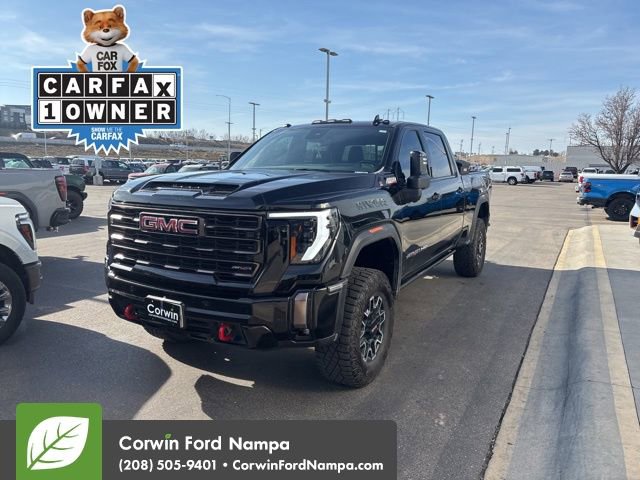Used 2024 GMC Sierra 2500 AT4X image 2
