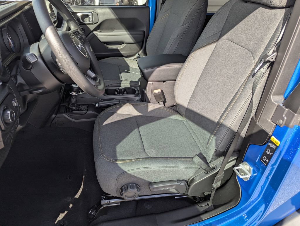 New 2026 Jeep Wrangler Sport AWD/4WD image 12