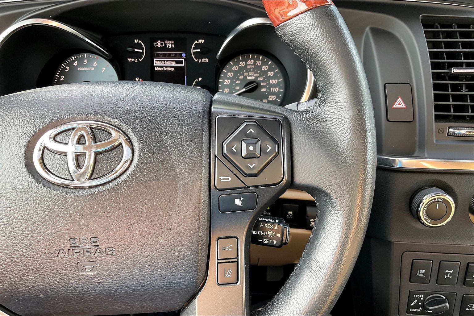 Used 2021 Toyota Sequoia Platinum AWD/4WD image 19