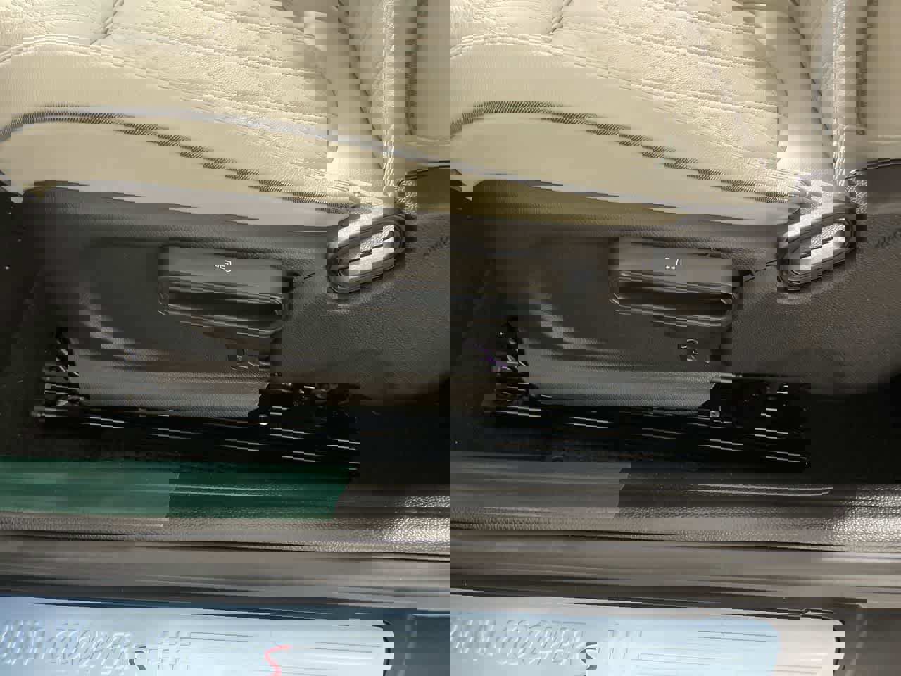 Certified 2024 MINI Cooper S image 10