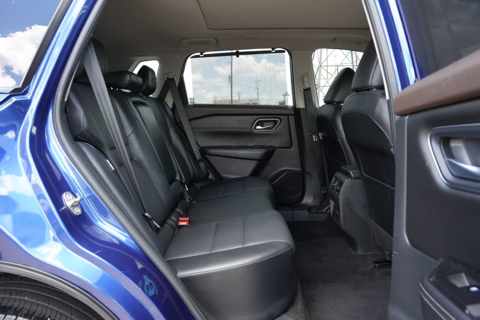 Used 2021 Nissan Rogue SV w/ Premium Package AWD/4WD image 20