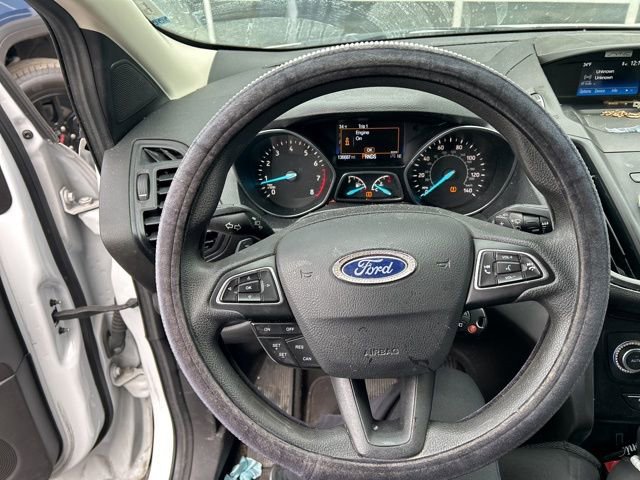 Used 2017 Ford Escape SE image 29