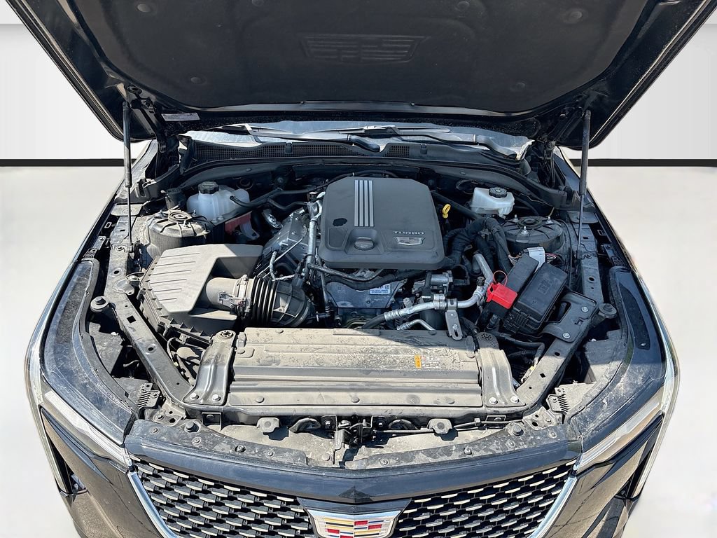 Used 2025 Cadillac CT4 Luxury w/ Sun And Sound Package RWD image 32