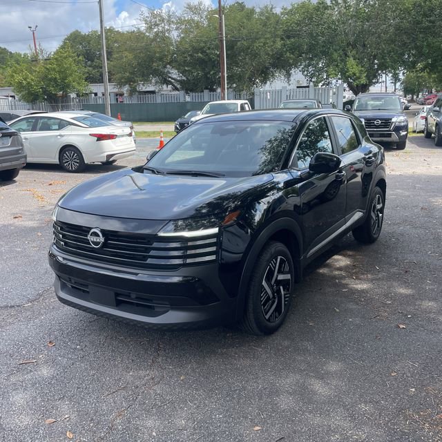 Used 2025 Nissan Kicks SV