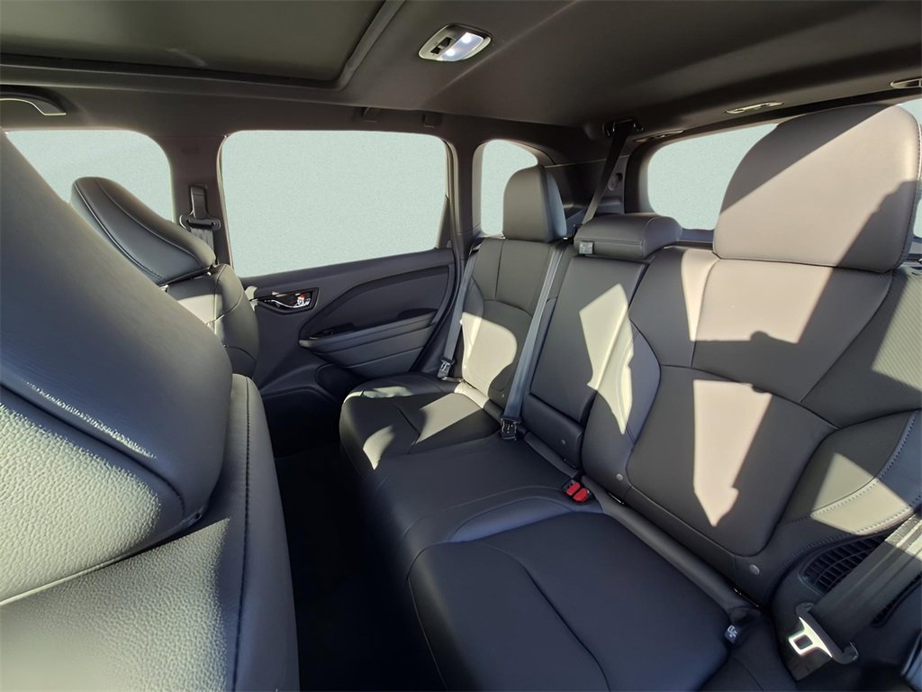 New 2025 Subaru Forester Limited image 9