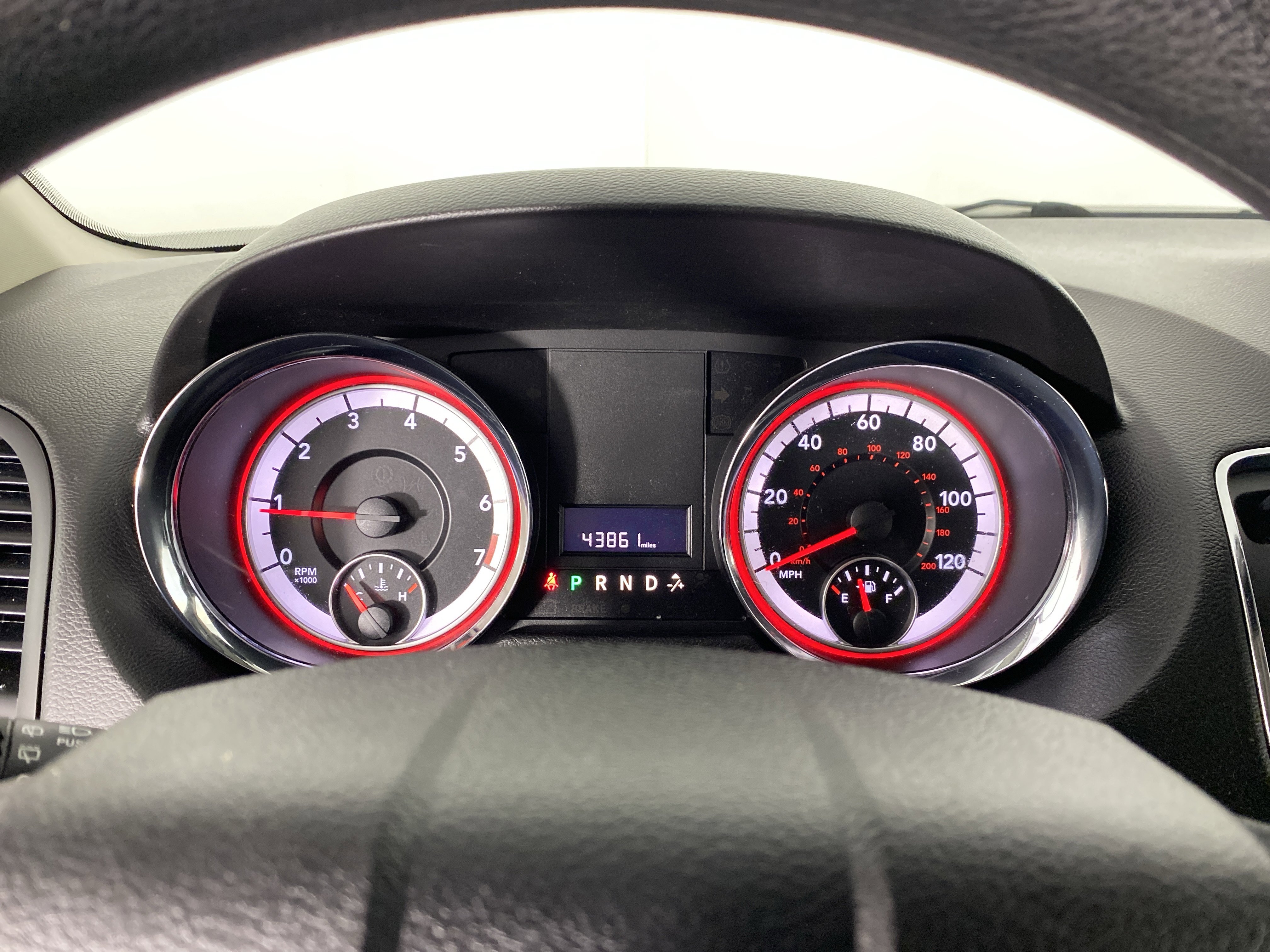 Used 2018 Dodge Grand Caravan SE w/ UConnect Hands-Free Group image 19