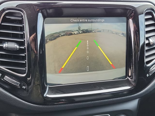 Used 2018 Jeep Compass Limited AWD/4WD image 15