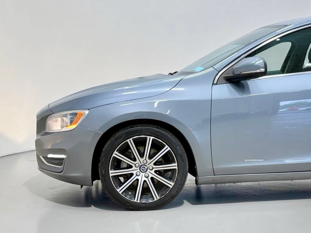Used 2016 Volvo S60 T5 Premier w/ Climate Package AWD/4WD image 12