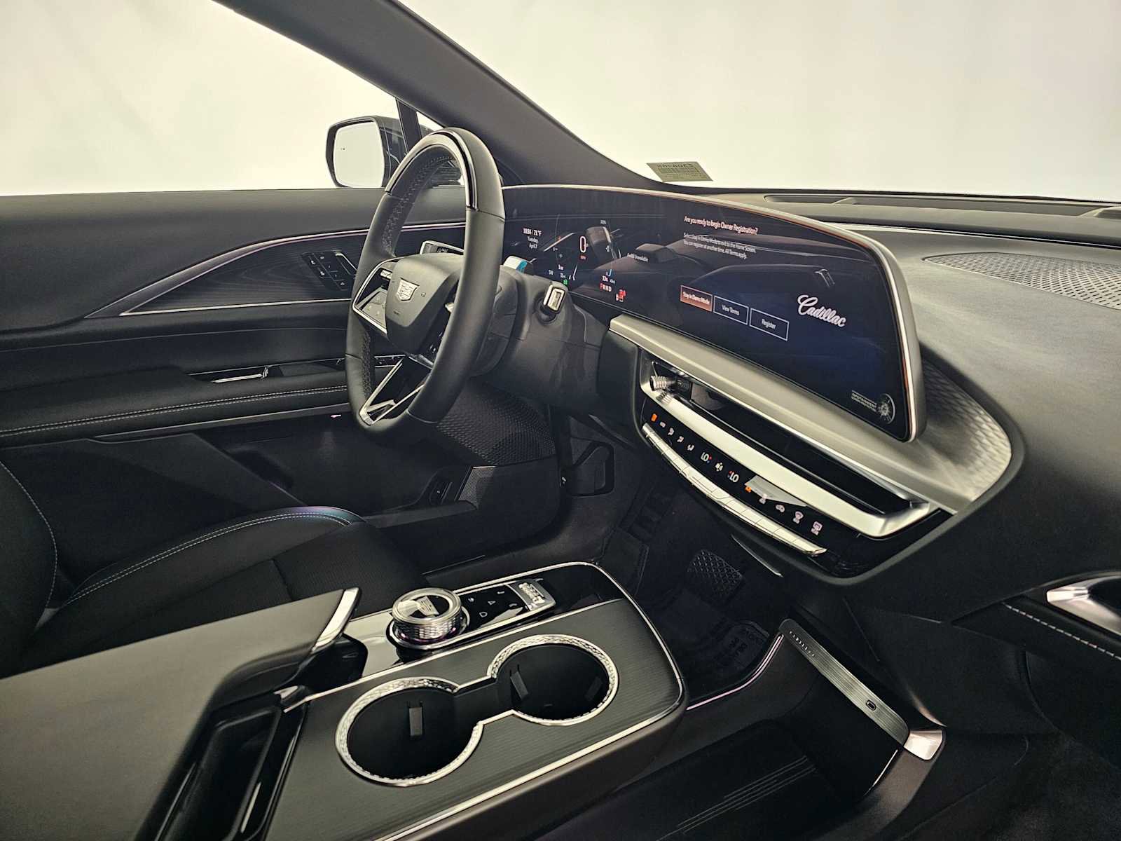 New 2026 Cadillac Lyriq Luxury w/ LPO, Floor Liner Package image 11