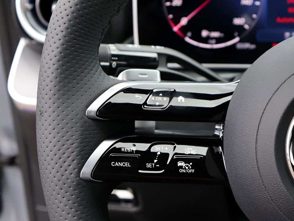 Certified 2025 Mercedes-Benz C 300 4MATIC Sedan image 33