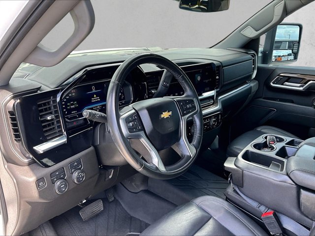 Used 2024 Chevrolet Silverado 2500 LT w/ Convenience Package AWD/4WD image 14