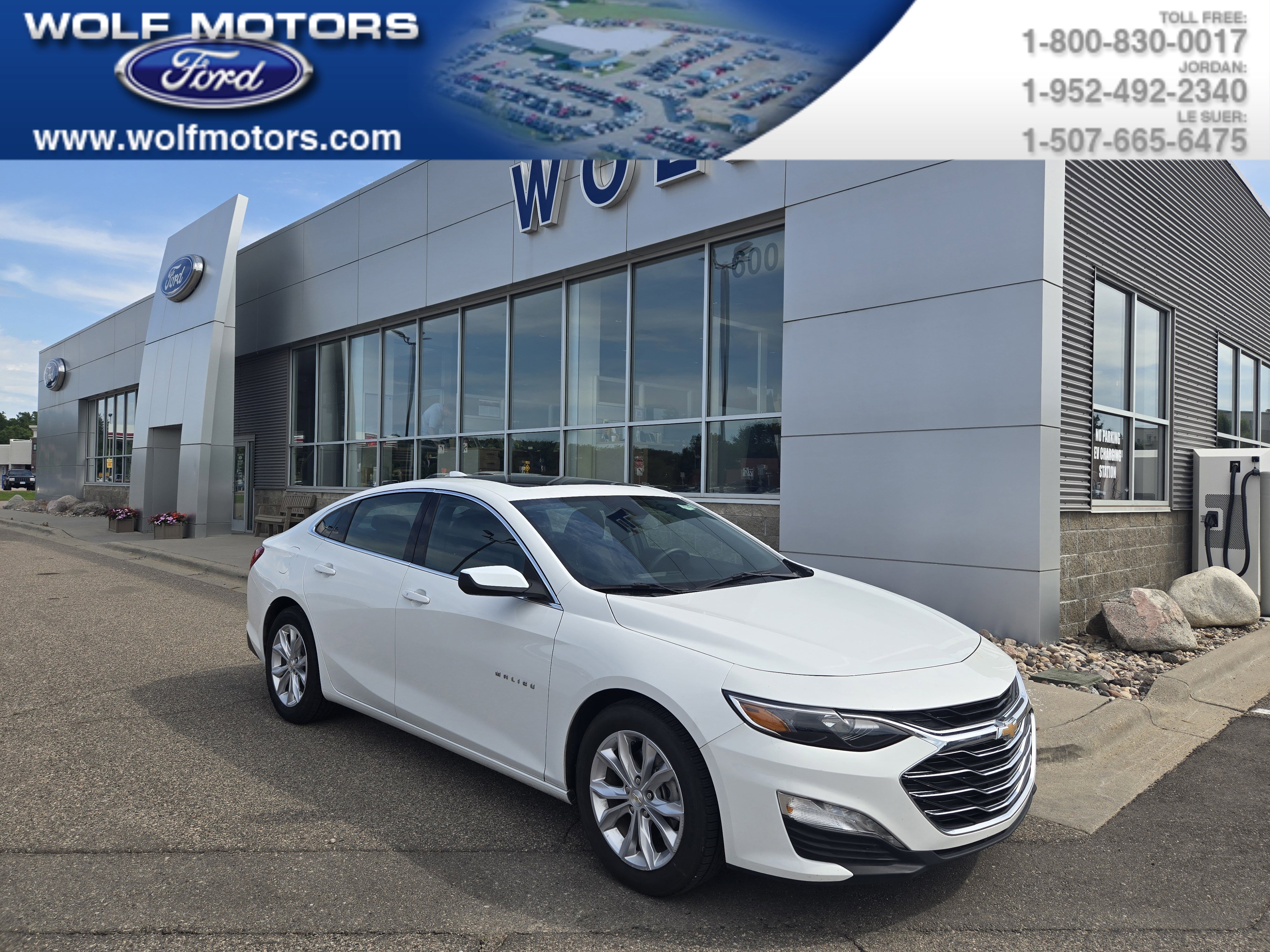 Used 2024 Chevrolet Malibu LT image 1