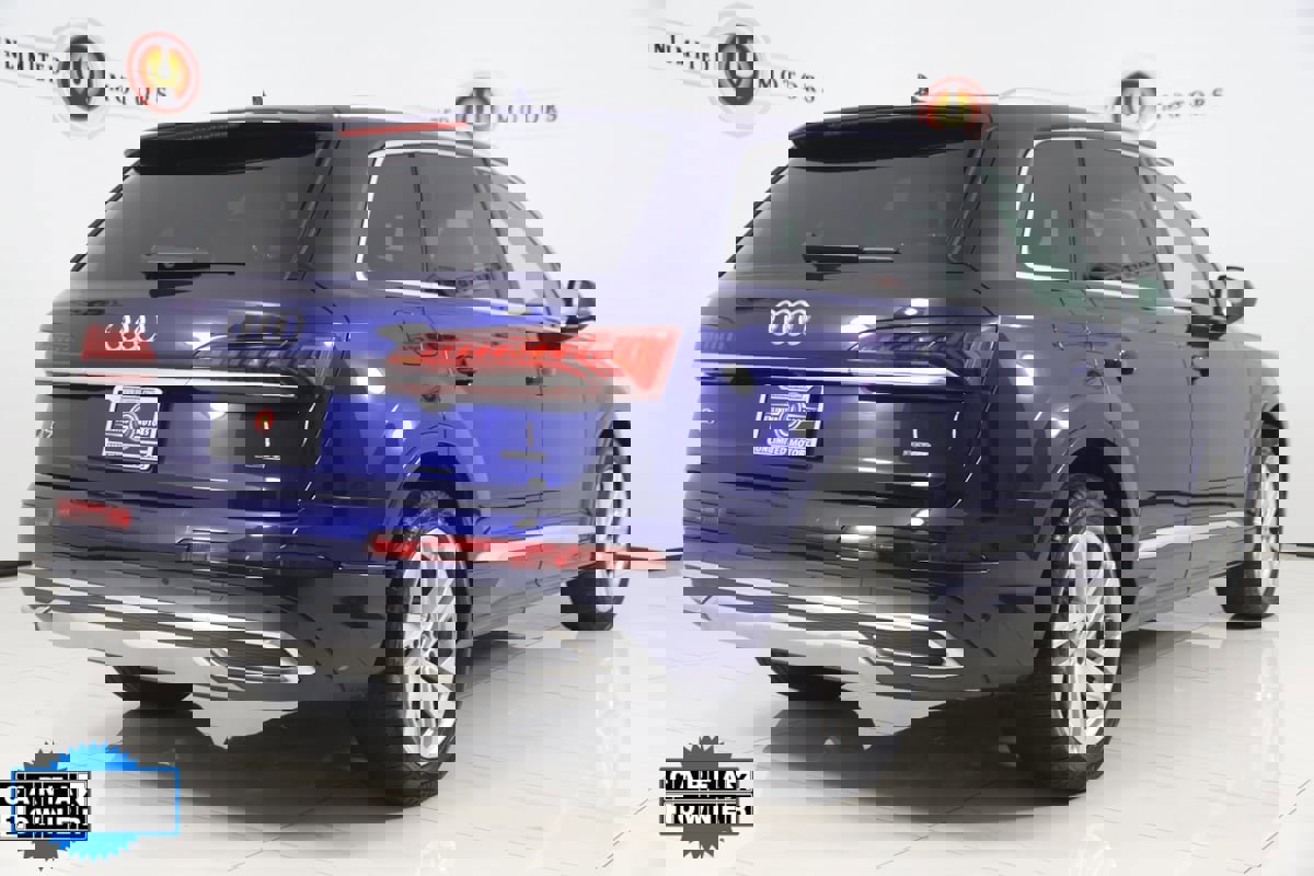 Used 2022 Audi Q7 Premium Plus image 3