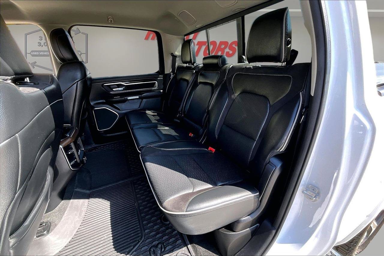 Used 2022 RAM 1500 Laramie AWD/4WD image 24
