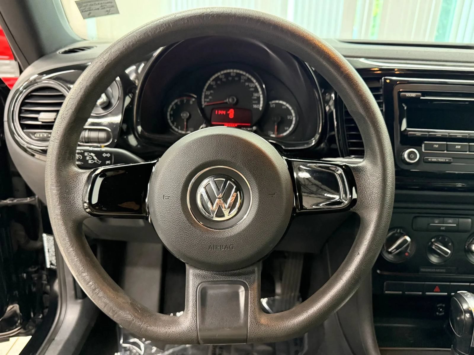 Used 2014 Volkswagen Beetle 1.8T FWD image 26